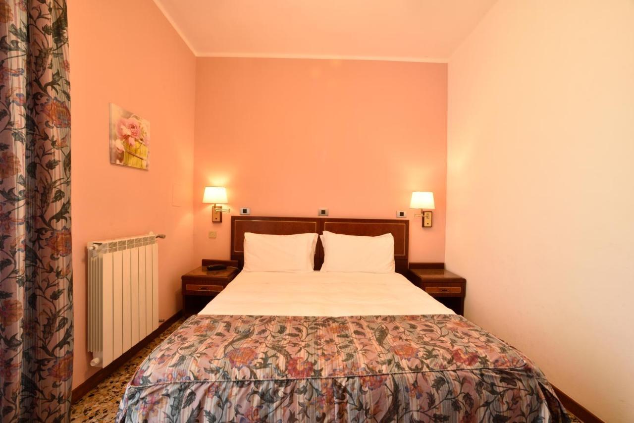 Hotel Bergamo Mare Mhotelsgroup San Bartolomeo Al Mare Exterior foto