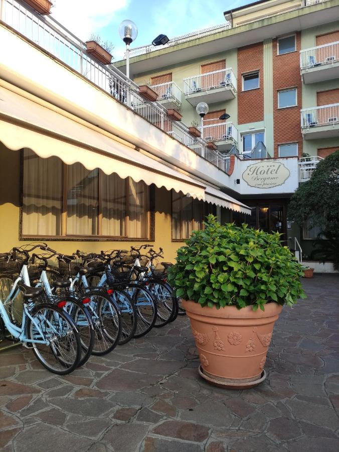 Hotel Bergamo Mare Mhotelsgroup San Bartolomeo Al Mare Exterior foto